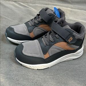 Stride Rite Made2Play Wilson Toddler Hiking Sneaker